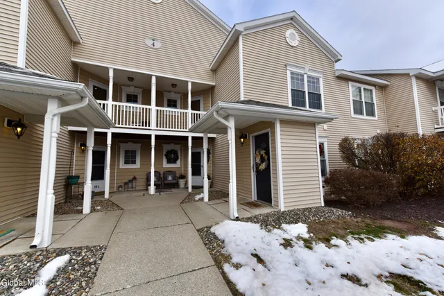 $249,900 | 410 Cedar Run, Rensselaer, NY 12144