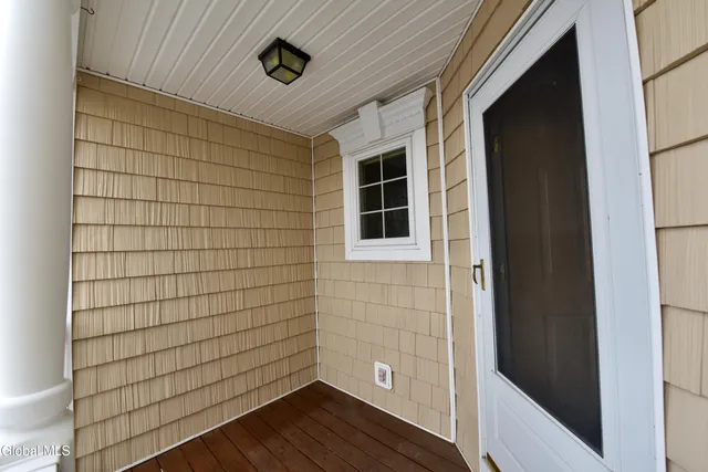 $249,900 | 410 Cedar Run, Rensselaer, NY 12144