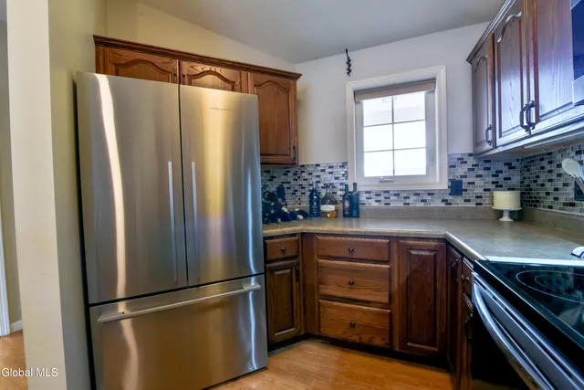 $249,900 | 410 Cedar Run, Rensselaer, NY 12144