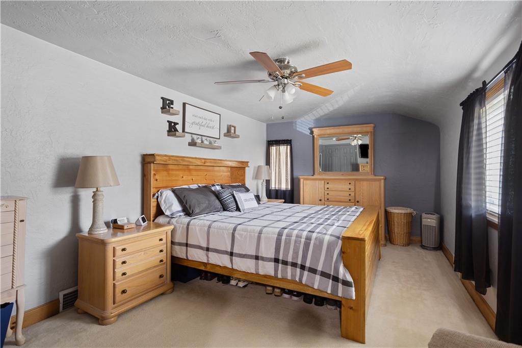 5384 Baptist Road Pittsburgh, PA 15236 - Photo 13 of 25 Gallery Image 13
