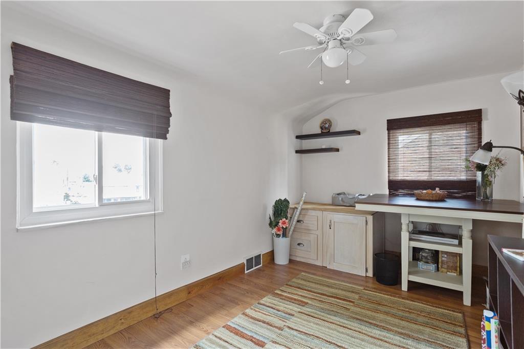5384 Baptist Road Pittsburgh, PA 15236 - Photo 16 of 25 Gallery Image 16