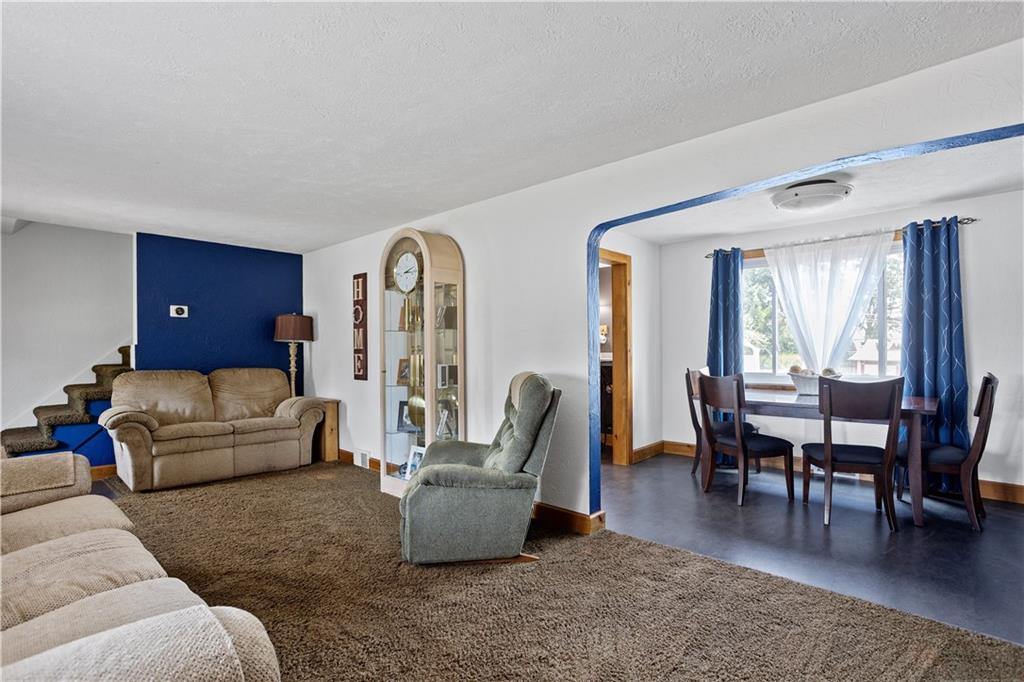 5384 Baptist Road Pittsburgh, PA 15236 - Photo 8 of 25 Gallery Image 8