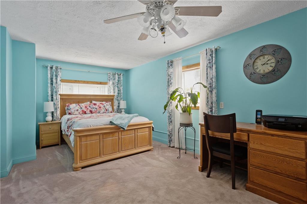 5384 Baptist Road Pittsburgh, PA 15236 - Photo 10 of 25 Gallery Image 10