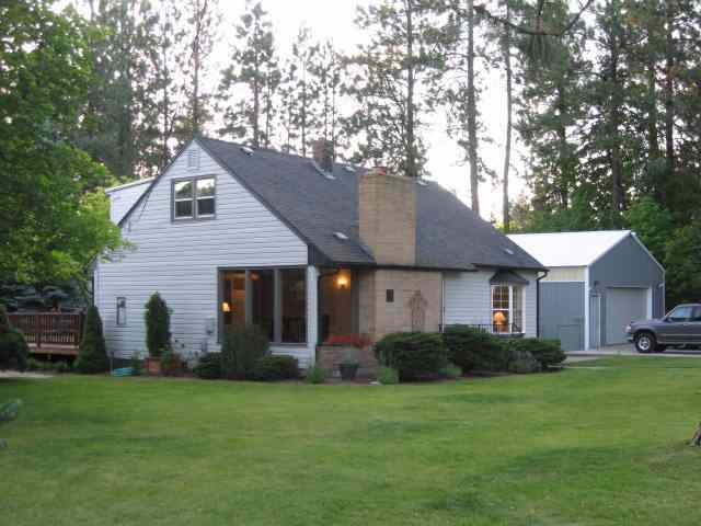 10023 North Ivanhoe Road Spokane, WA 99218 - Photo 1 of 9