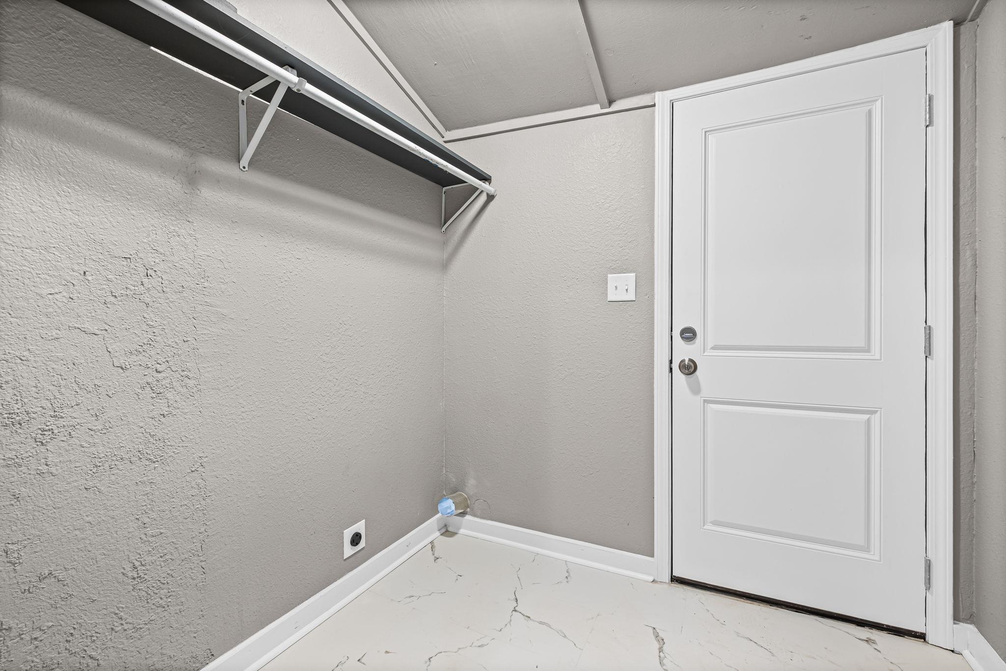 1503 Swift Street Memphis, TN 38109 - Photo 15 of 17 a view of a small space