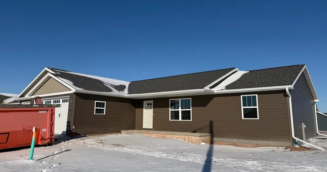 $379,900 | 2040 Red Fox Lane, Kaukauna, WI 54130