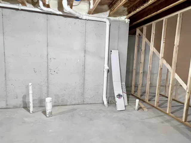 $379,900 | 2040 Red Fox Lane, Kaukauna, WI 54130