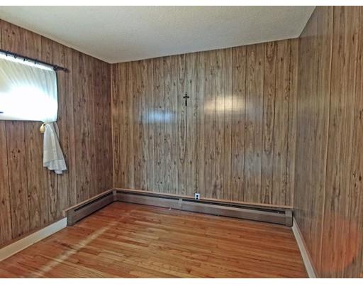522 Palmer Street Fall River, MA 02721 - Photo 13 of 21