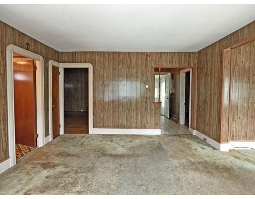522 Palmer Street Fall River, MA 02721 - Photo 6 of 21