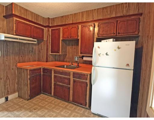 522 Palmer Street Fall River, MA 02721 - Photo 9 of 21