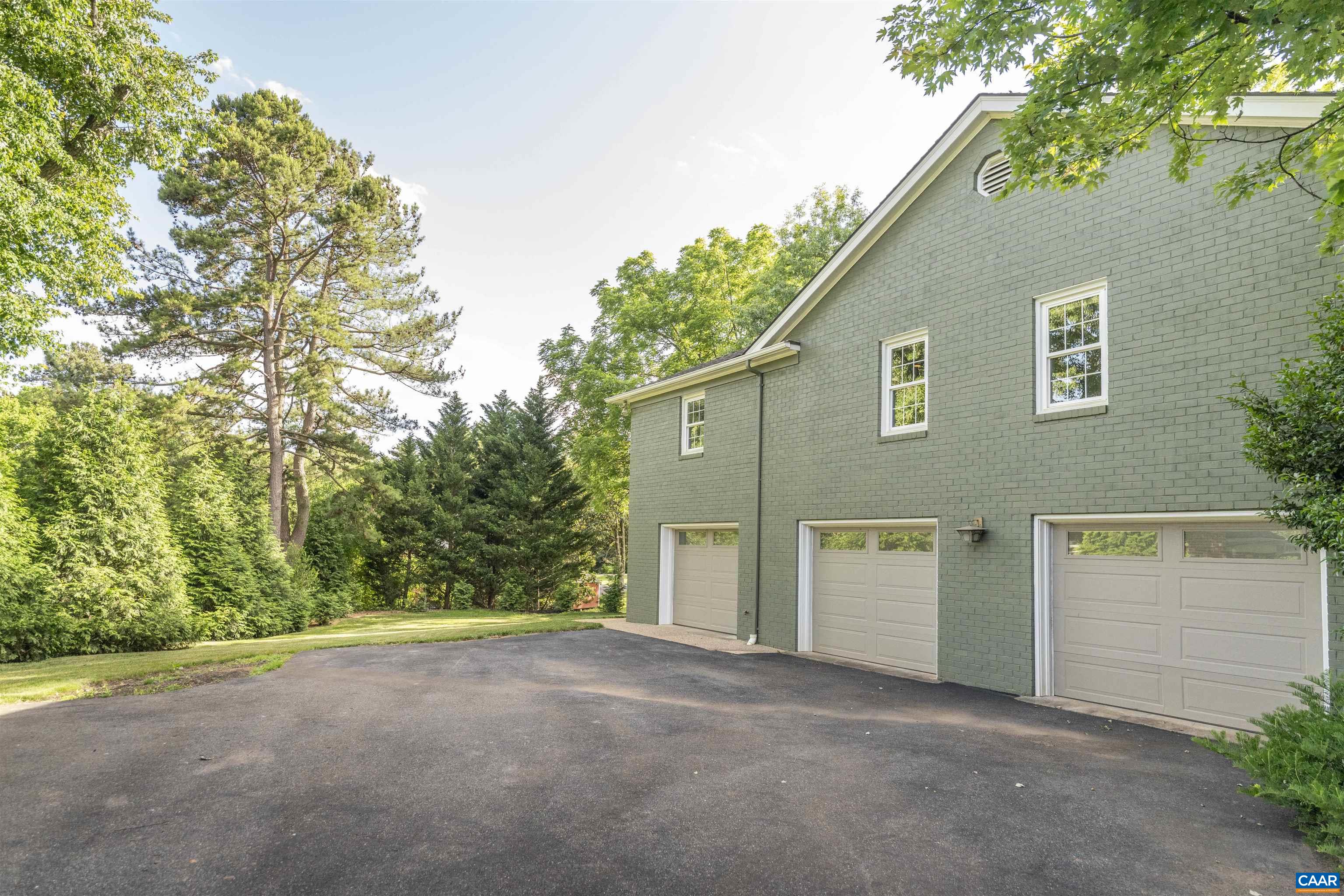 301 Dover Road Charlottesville, VA 22901 - Photo 11 of 54 Gallery Image 11