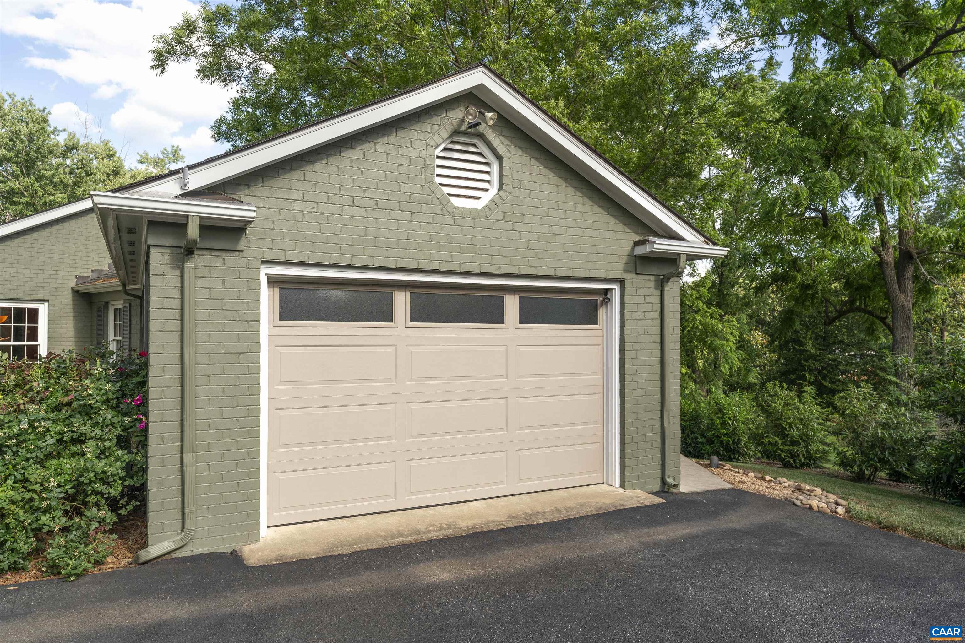 301 Dover Road Charlottesville, VA 22901 - Photo 12 of 54 Gallery Image 12