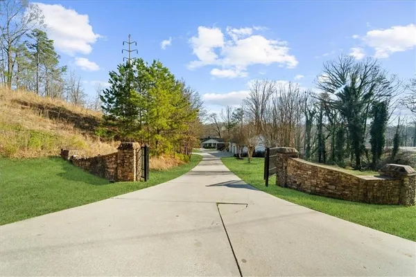 $1,799,999 | 6313 Shoreland Circle, Buford, GA 30518