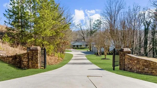 $1,799,999 | 6313 Shoreland Circle, Buford, GA 30518