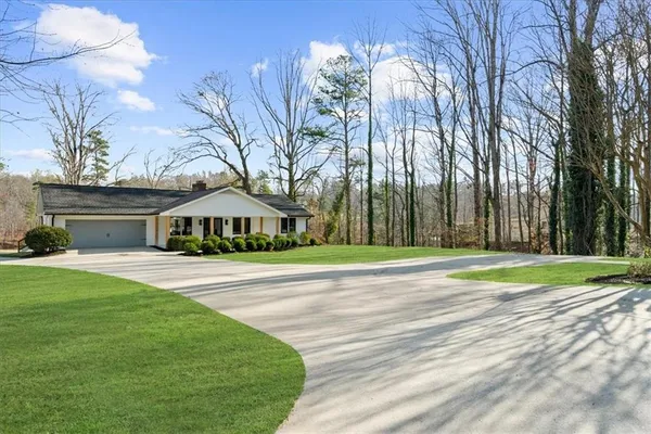 $1,799,999 | 6313 Shoreland Circle, Buford, GA 30518