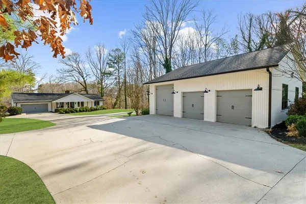 $1,799,999 | 6313 Shoreland Circle, Buford, GA 30518