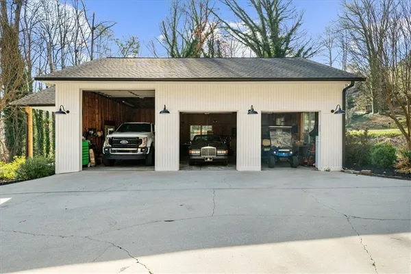 $1,799,999 | 6313 Shoreland Circle, Buford, GA 30518