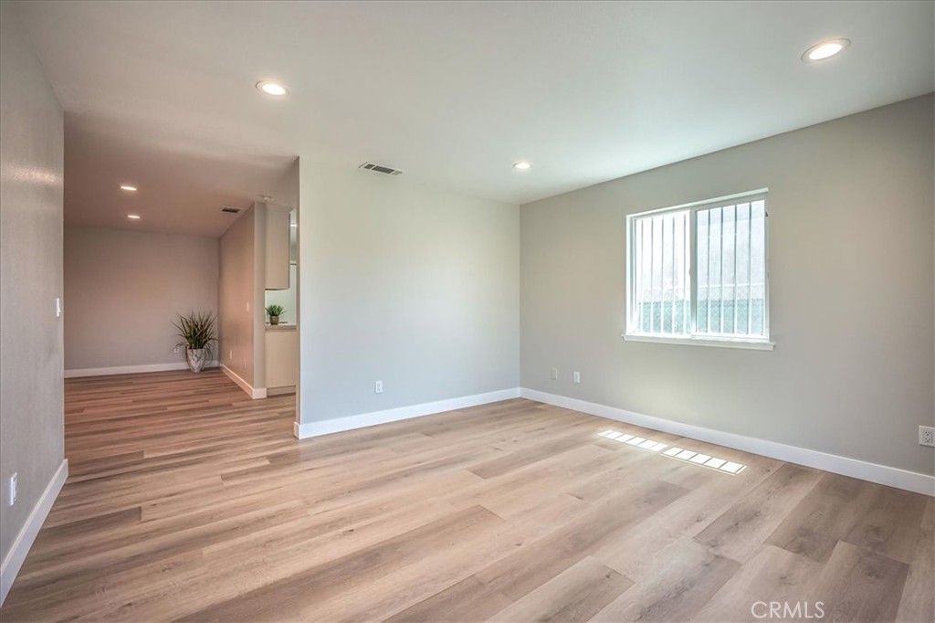 2894 Colima Avenue North San Bernardino, CA 92407 - Photo 15 of 31