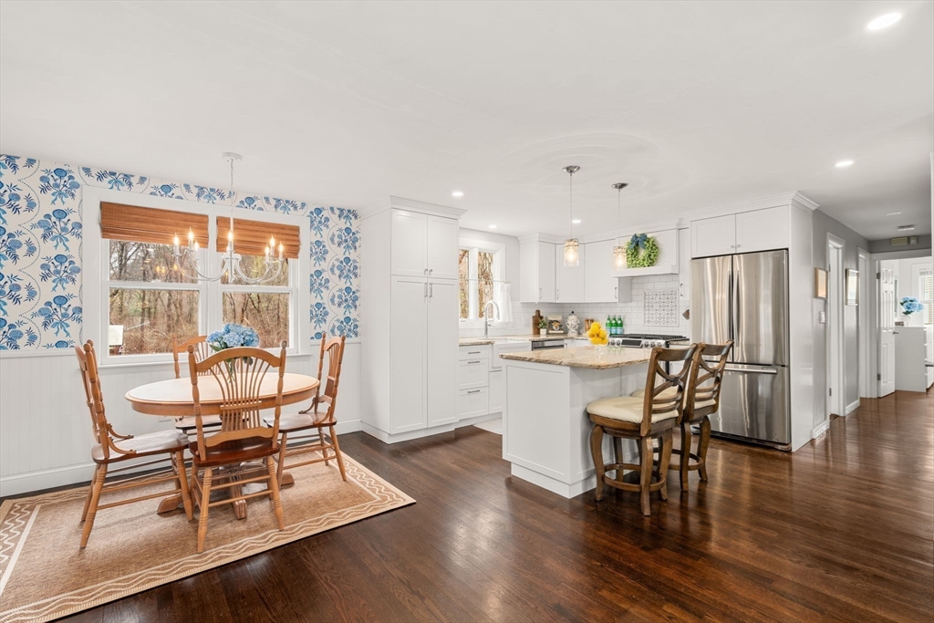 9 Stony Brook Road Burlington, MA 01803 - Photo 2 of 17