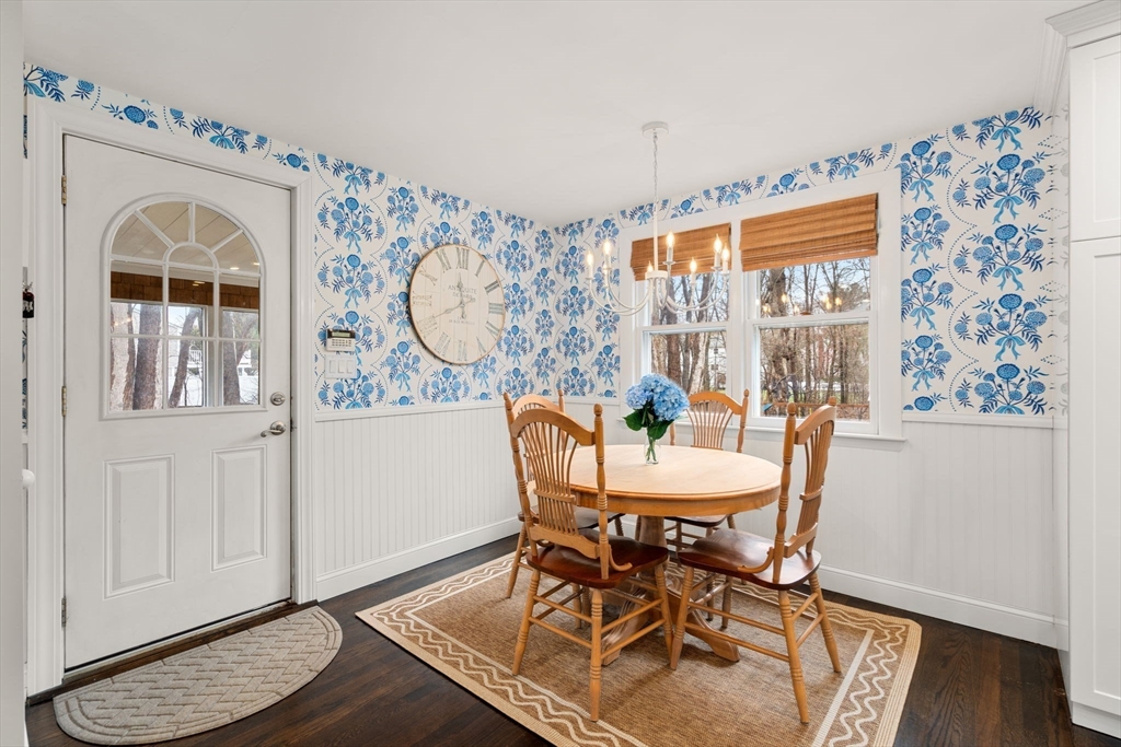 9 Stony Brook Road Burlington, MA 01803 - Photo 5 of 17