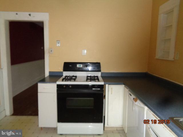 158 Princeton Road Audubon, NJ 08106 - Photo 6 of 19 Gallery Image 6