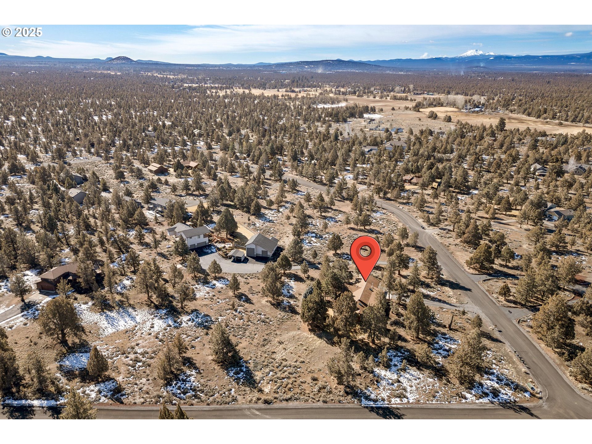 64520 Joe Neil Road Bend, OR 97701 - Photo 4 of 40 a view of city and mountain
