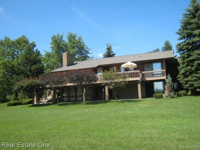 1851 Silver Bell Road Rochester, MI 48306 - Photo 2 of 25 Wrap Around Deck & Patio Below