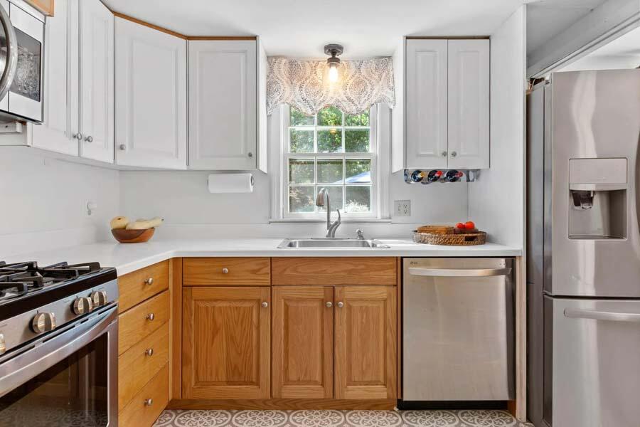 21 Pleasant Bay Road Harwich, MA 02645 - Photo 7 of 24 Overlooks Private Gardens