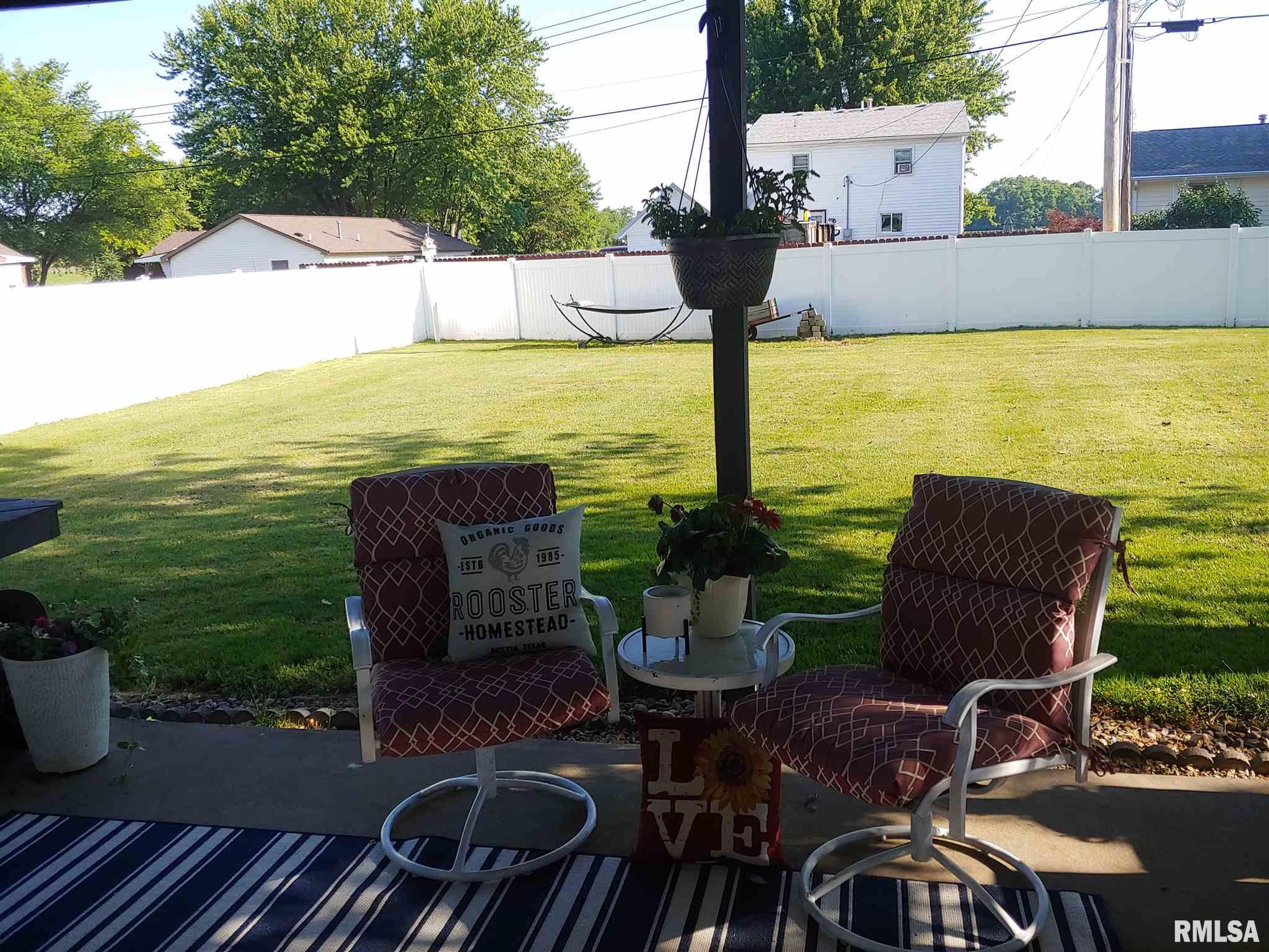 525 West Myrtle Street Canton, IL 61520 - Photo 35 of 36 Gallery Image 35