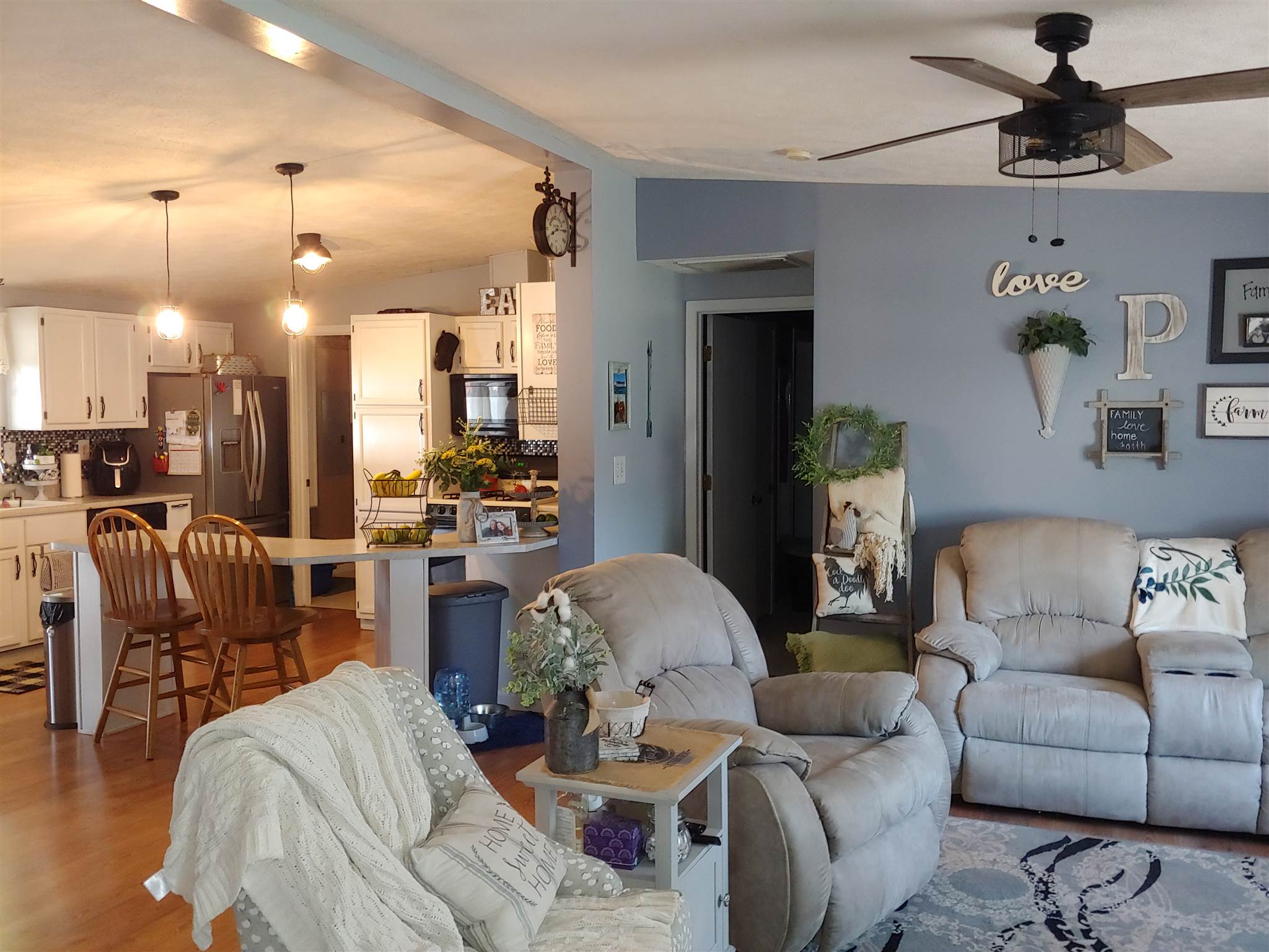 525 West Myrtle Street Canton, IL 61520 - Photo 8 of 36 Gallery Image 8