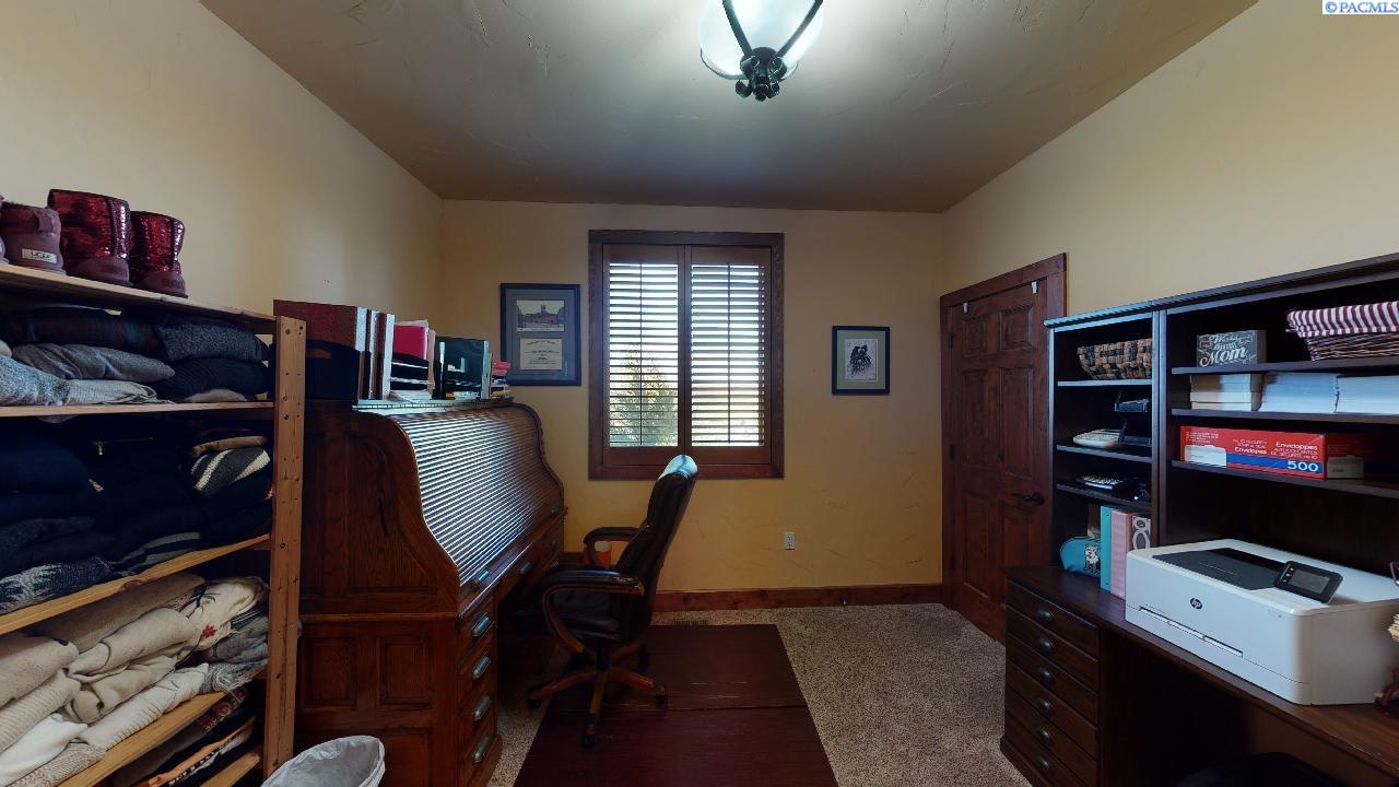 1252 Reid Road Pullman, WA 99163 - Photo 27 of 50 Gallery Image 27