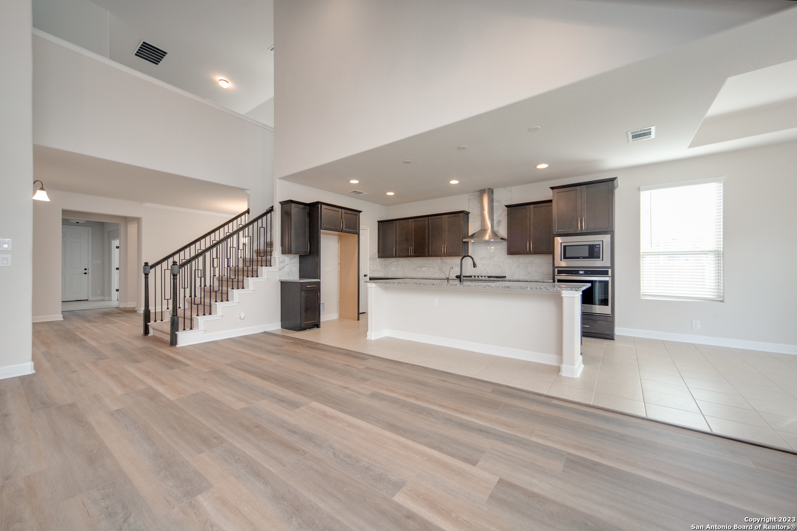118 Wickersham Boerne, TX 78015 - Photo 4 of 12