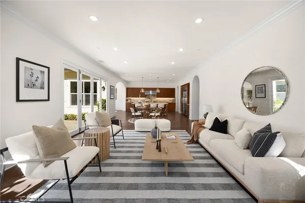 $3,780,000 | 77 Clifford, Irvine, CA 92618