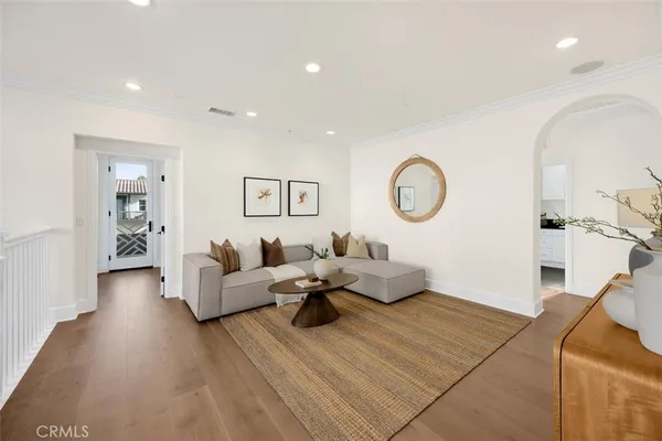 $3,780,000 | 77 Clifford, Irvine, CA 92618