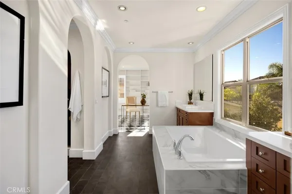 $3,780,000 | 77 Clifford, Irvine, CA 92618