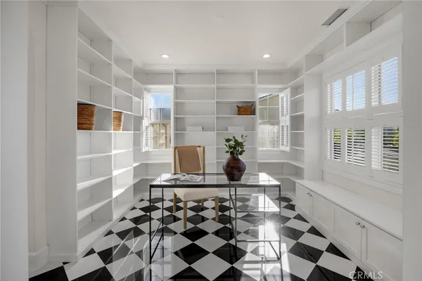 $3,780,000 | 77 Clifford, Irvine, CA 92618