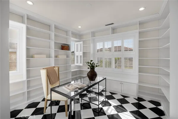 $3,780,000 | 77 Clifford, Irvine, CA 92618