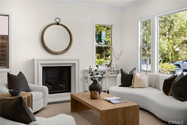 $3,780,000 | 77 Clifford, Irvine, CA 92618