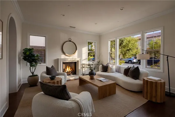 $3,780,000 | 77 Clifford, Irvine, CA 92618