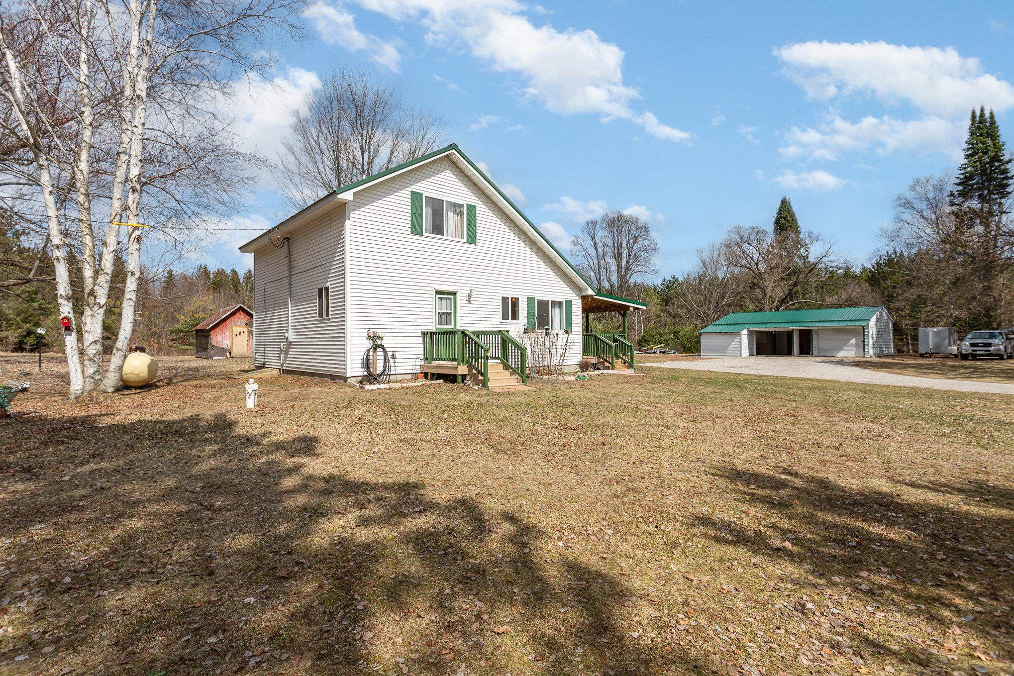 8406 Clouse Road South Branch, MI 48761 - Photo 7 of 43 1920610-5f0a838b-c458-4c2f-af97-1a25f933e703.JPG