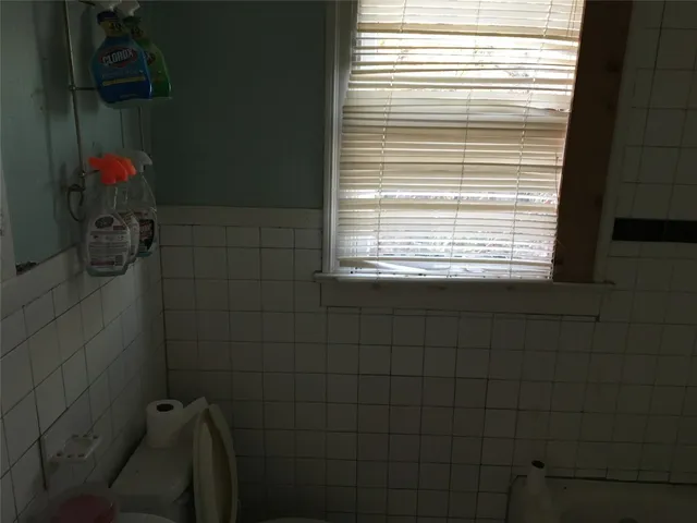 $1,600 | Undisclosed Address, Niederwald, TX 78640