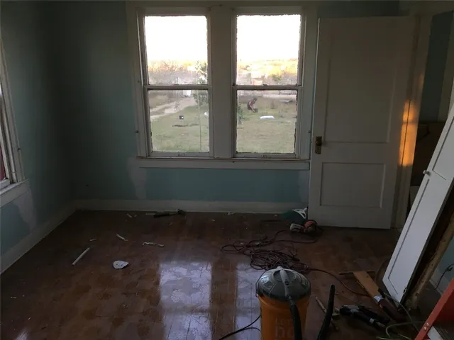 $1,600 | Undisclosed Address, Niederwald, TX 78640