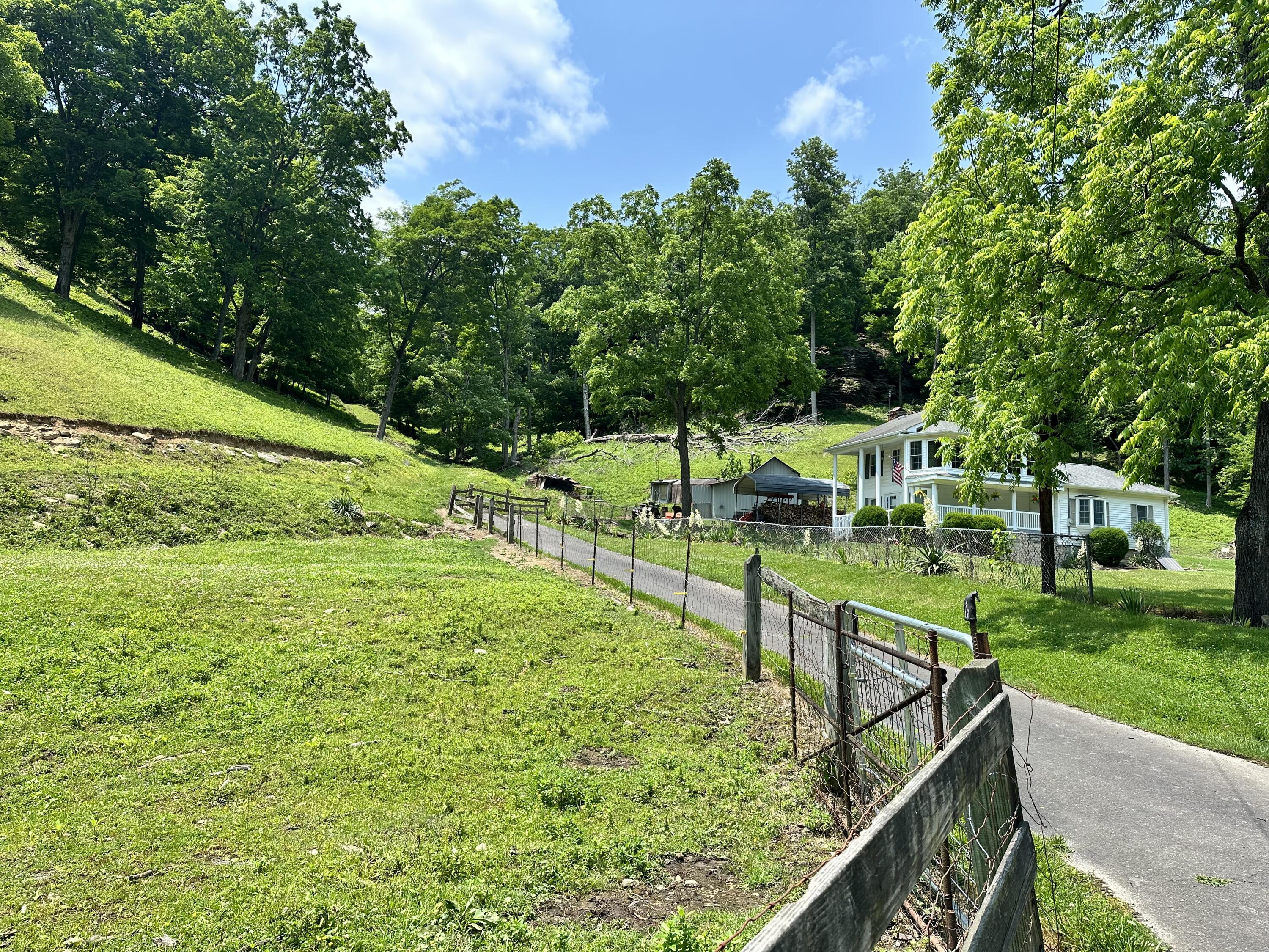 3629 Hall Hollow Road Coeburn, VA 24230 - Photo 6 of 22 IMG_7399
