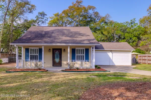 $249,900 | 102 South Wright Avenue, Long Beach, MS 39560