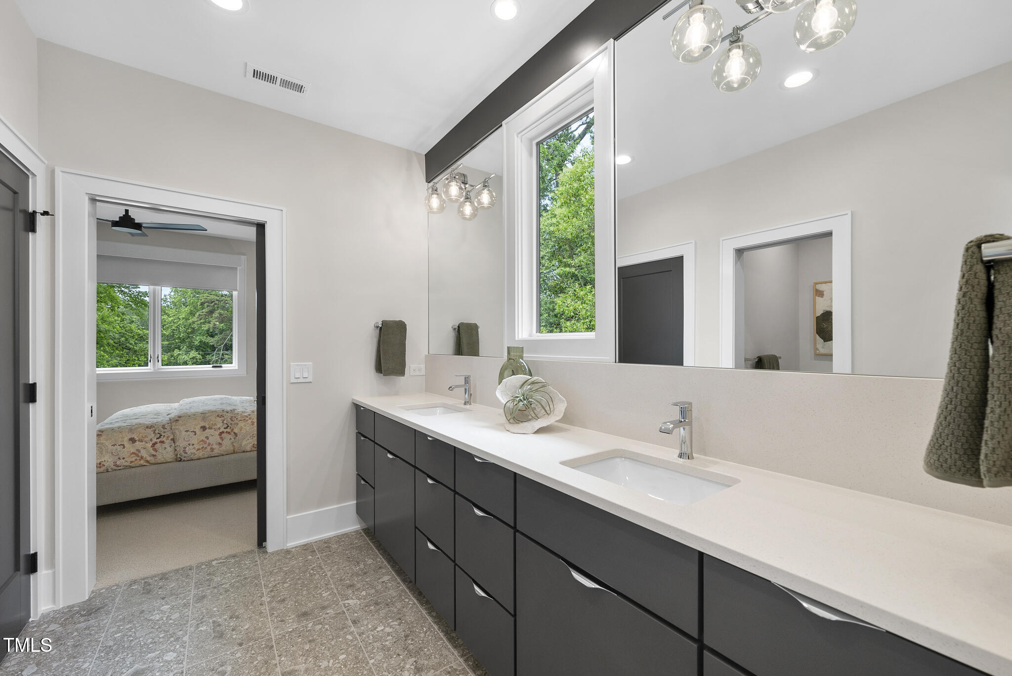 4123 Rockingham Street Raleigh, NC 27609 - Photo 27 of 55 DSC01204