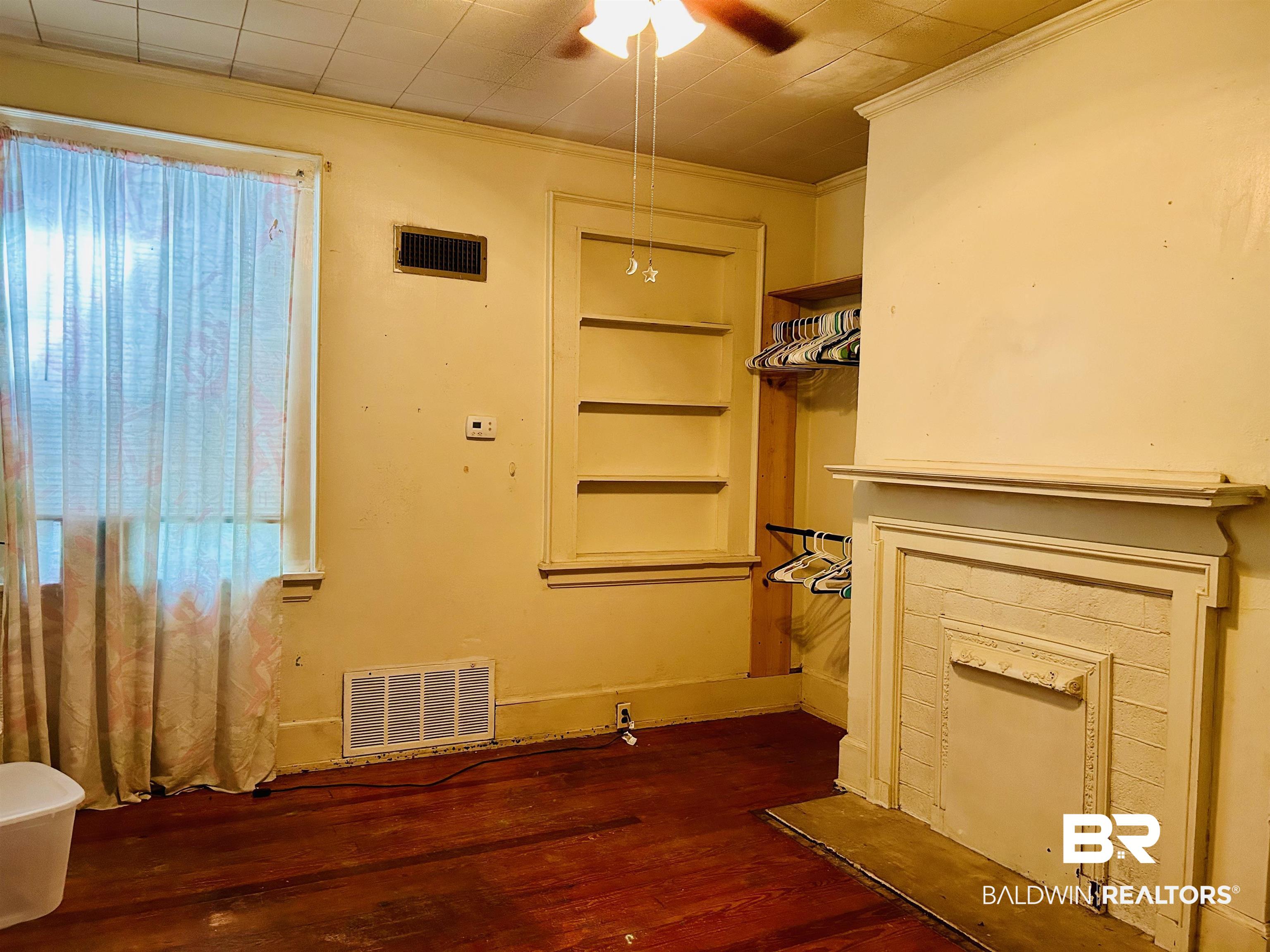 202 4th Street Mobile, AL 36611 - Photo 17 of 27