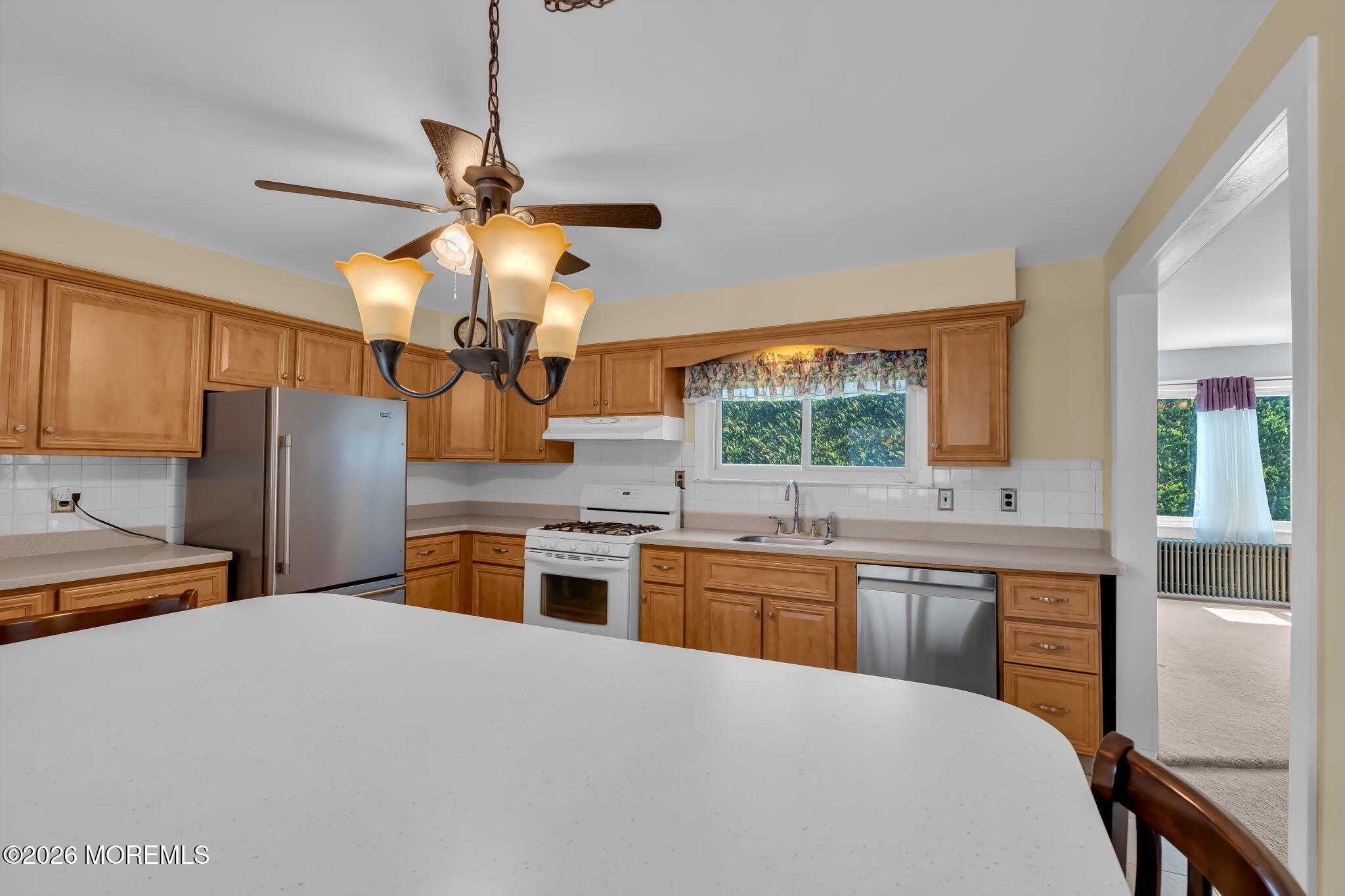 44 Asbury Road Farmingdale, NJ 07727 - Photo 26 of 77 eat-in kitchen