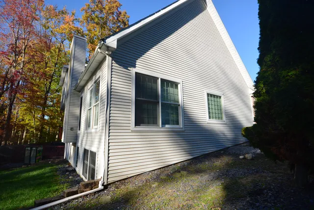 $479,000 | 4696 Forest Creek Drive, Kalamazoo, MI 49009