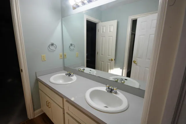 $479,000 | 4696 Forest Creek Drive, Kalamazoo, MI 49009