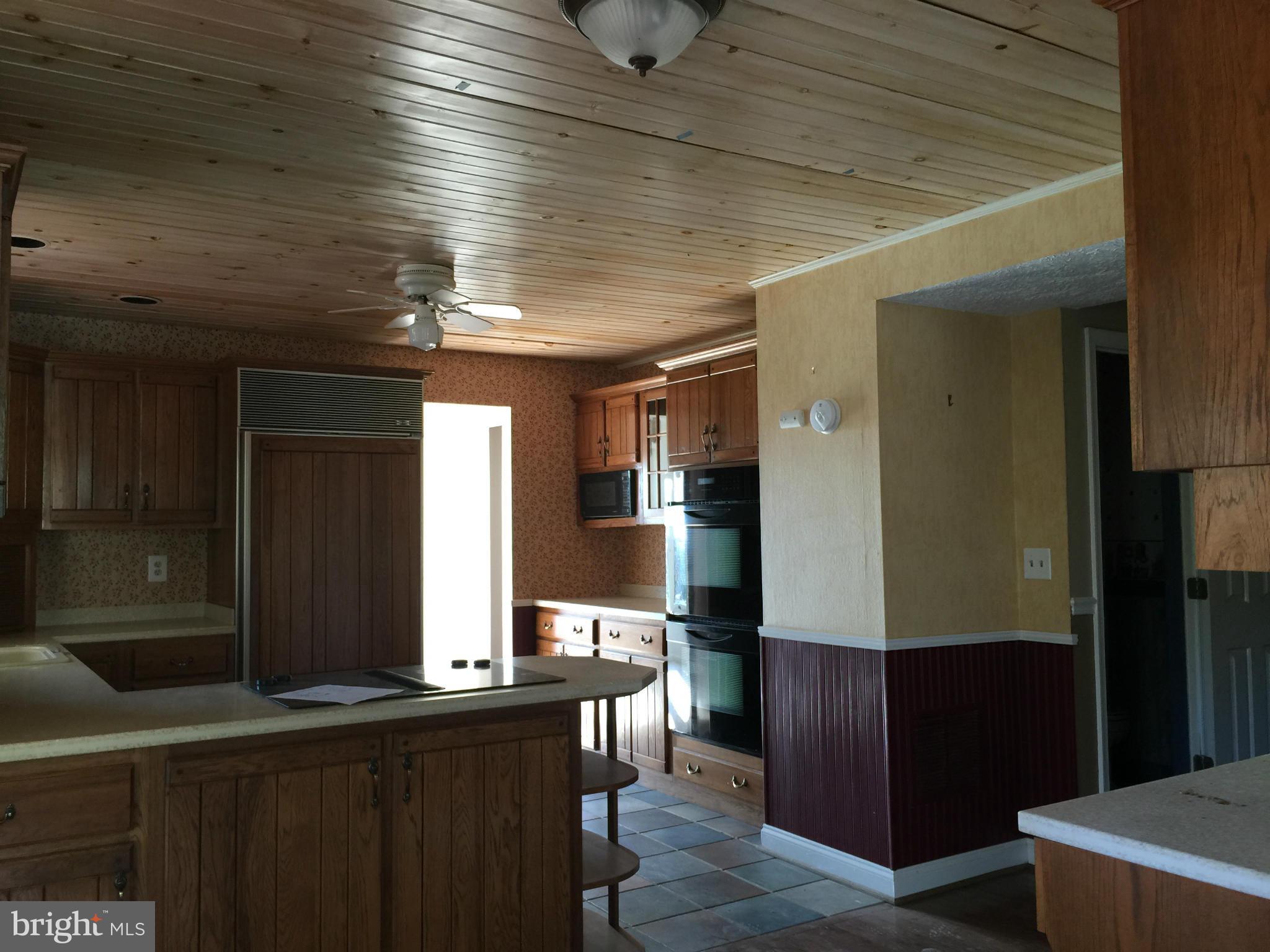 2725 Bird View Road Finksburg, MD 21048 - Photo 6 of 14 Kitchen
